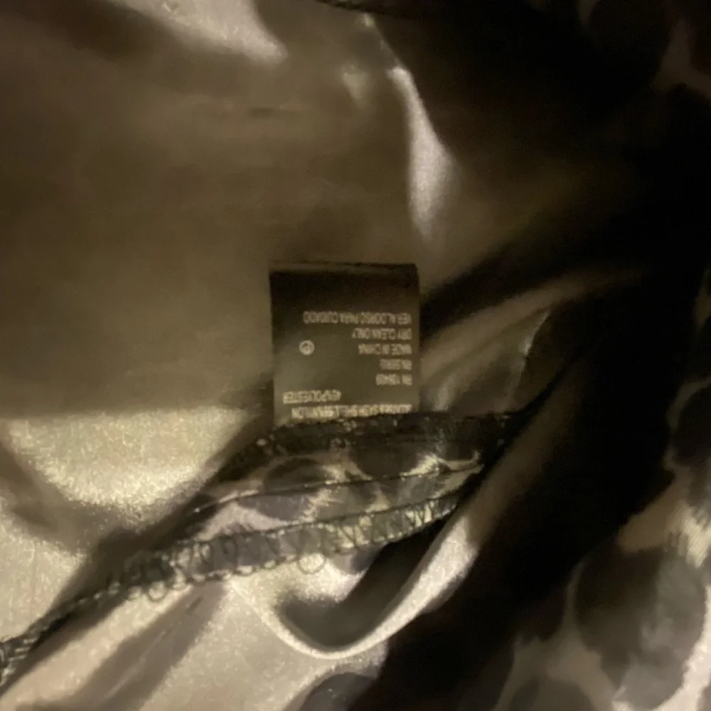 Alex Marie Dressy Grey Wrap Blouse! - Picture 3 of 5